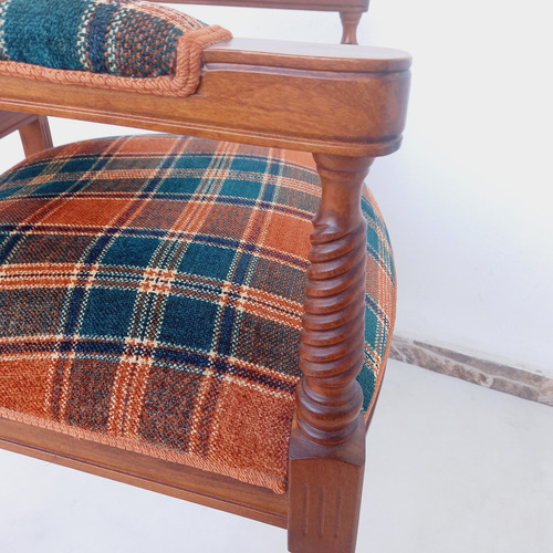 Sillon Butaca Ingles Con Posabrazos Tapizado A Nuevo Miralo (Usado)