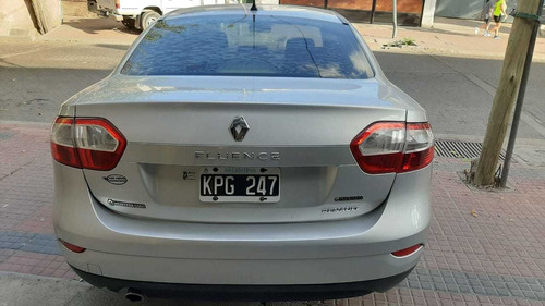 Renault Fluence 2.0 Dynamique 2012