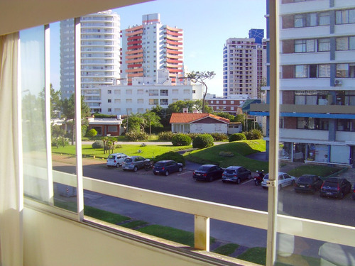 Imagen 3 de 14 de Excelente Departamento 4 Ambientes Muy Bien Ubicado, Disponible Para La Segunda Quincena De Febrero