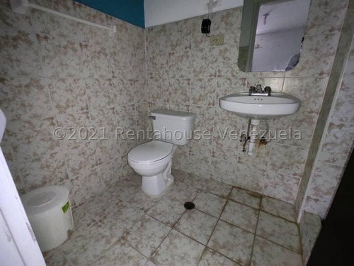 Imagen 16 de 30 de Apartamento En Venta En Barquisimeto, Urb. Chucho Briceño, Cod. 22-11729. Selena Pacheco Tlf. 04245197639. Lara, Venezuela