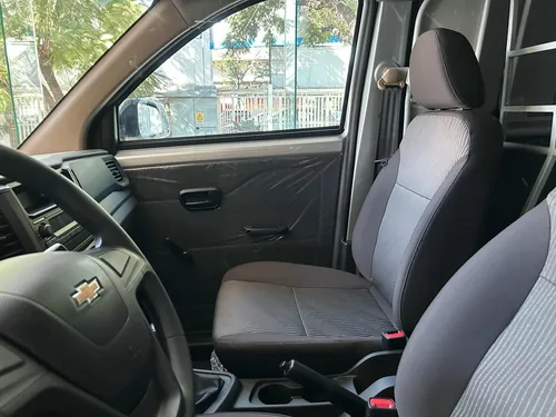 Chevrolet Tornado Van