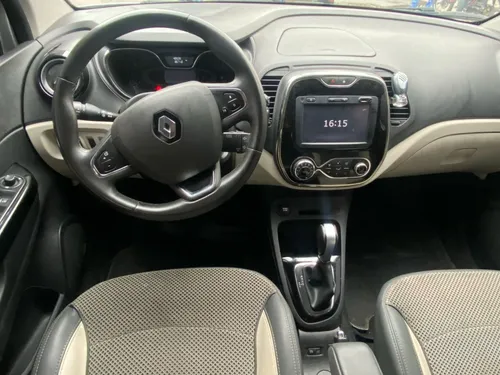 Renault Captur 2.0 Intens Automática