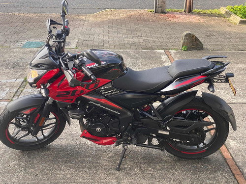 Pulsar Ns 200 Fi