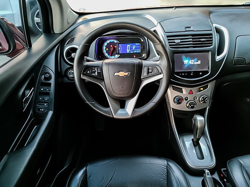 Imagem 11 de 15 de Chevrolet Tracker 1.8 Mpfi Ltz 4x2 16v 2014