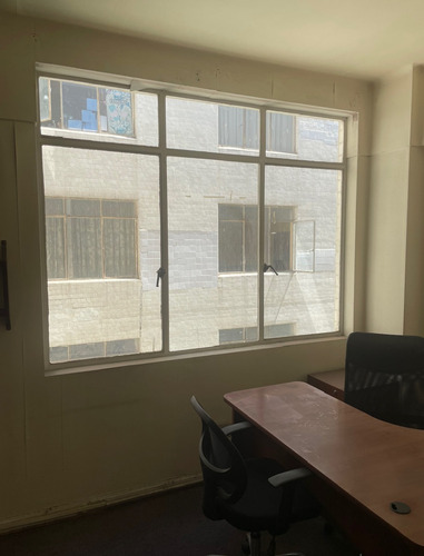 Imagen 16 de 23 de Se Vende Oficina En Sector Financiero De Valparaíso