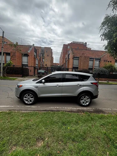 Ford Escape 2.0 Se 245 hp 4x2