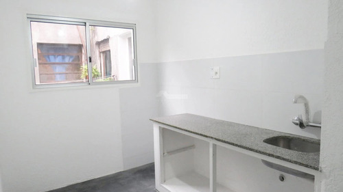 Venta Apartamento 1 Dormitorio Ciudad Vieja Reconquista Y Colon Edificio Reconquista