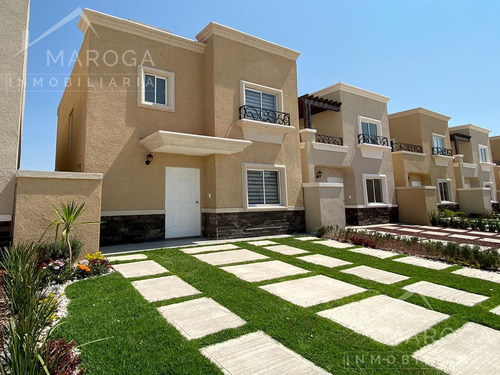 Imagen 22 de 23 de Casa En Pachuca Con Jardín En Fraccionamiento Privado Tenemos Promociones Para Ti.!