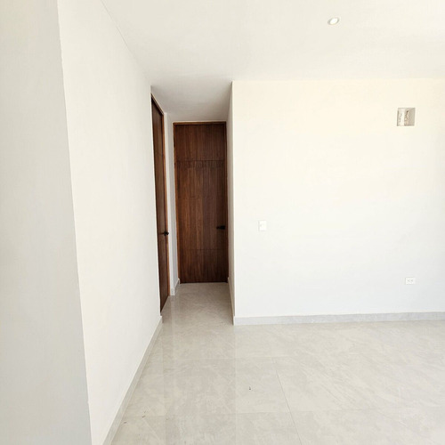 Casa En Venta En Privada Residencial Alura, Cholul.