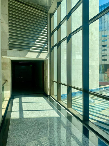 Oficina Av. Valle Norte 961, Ciudad Empresarial, Huechuraba