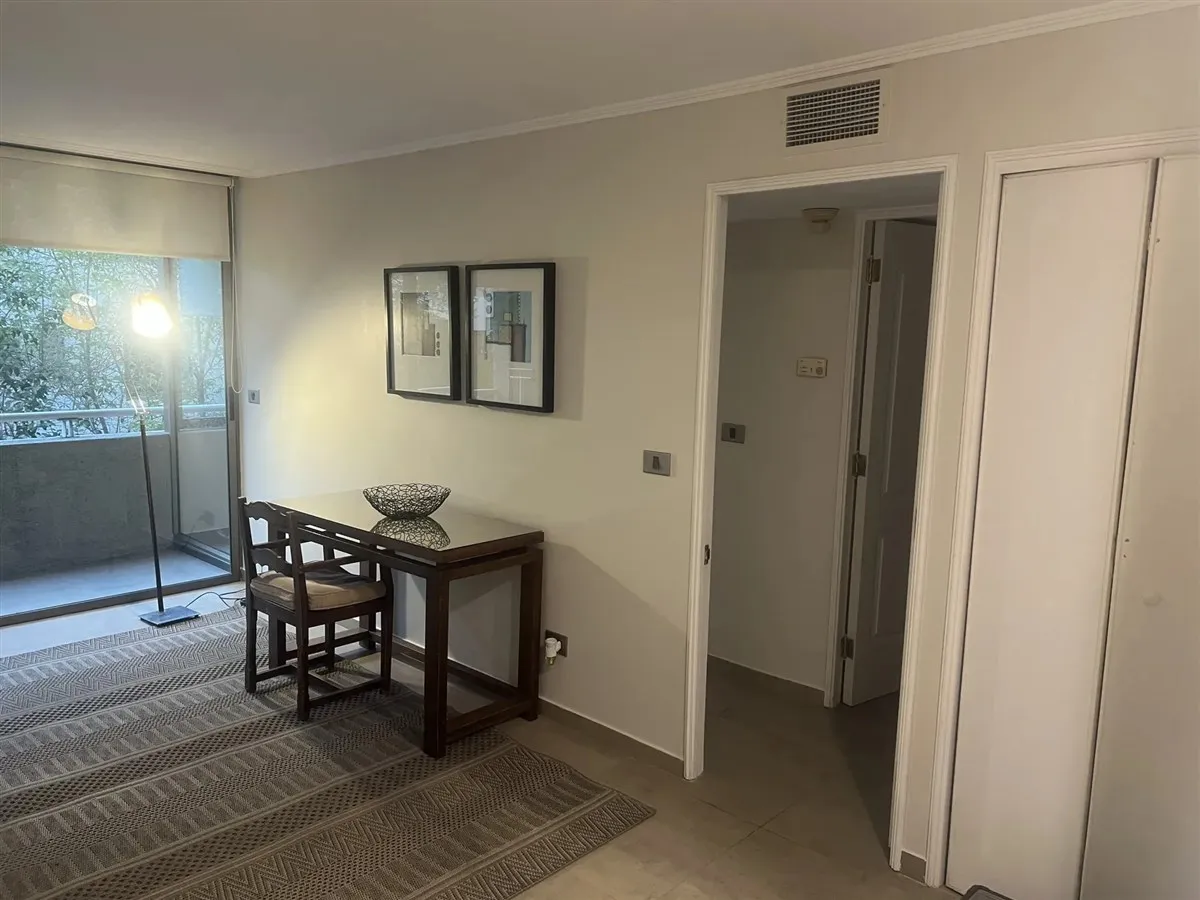 Imagen 2 de 16 de Departamento En Arriendo De 1 Dorm. En Las Condes