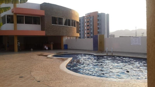 Imagen 2 de 7 de Apartamento En Venta En Urb. Mañongo Res. Puerta Real Cod: Foa-1695