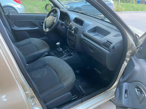 Renault Clio 1.2 Mio Confort Plus Abc 2013