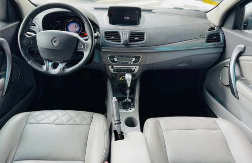 Renault Fluence 2.0 PRIVILÉGE 16V FLEX 4P AUTOMÁTICO