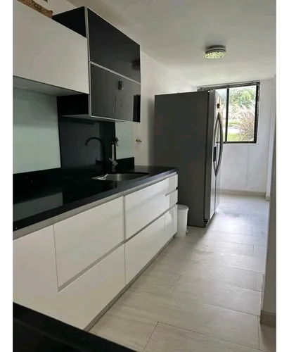 Casa Unifamiliar En Venta Envigado (t)