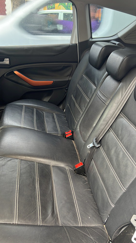 Ford Kuga 2.5 Titanium At 4x4 L (ku05)