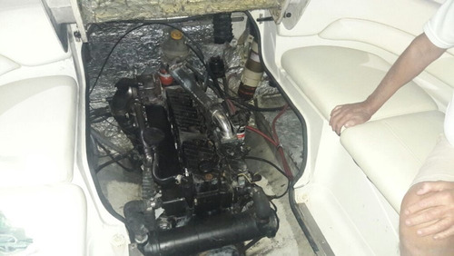 Lancha Regal 245 2004 Diesel