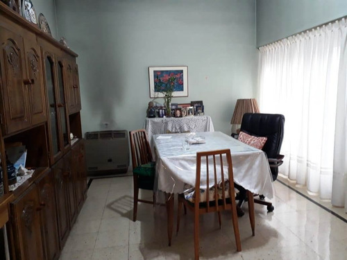 Imagen 2 de 22 de Chalet 4 Ambientes + Departamento 2 Ambientes En Venta Mar Del Plata
