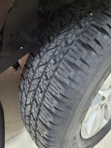 Imagen 16 de 17 de Toyota Hilux 2.8 Cd Srv 177 Cv 4x4 At