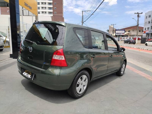 Nissan Livina 1.6 16v