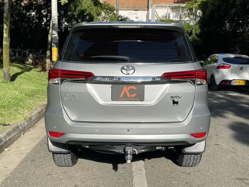 Toyota Fortuner 2.7l