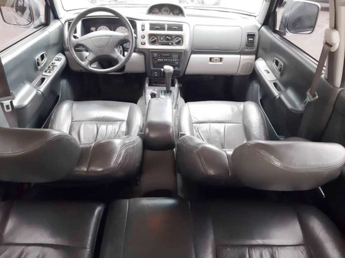 Imagen 9 de 13 de Mitsubishi Montero Sport 2007 4x4 Automático
