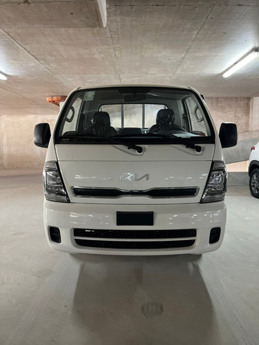 Imagen 3 de 15 de Kia K2500 C/caja 2.5 Tdi Mt6 2023 Stock Fisico