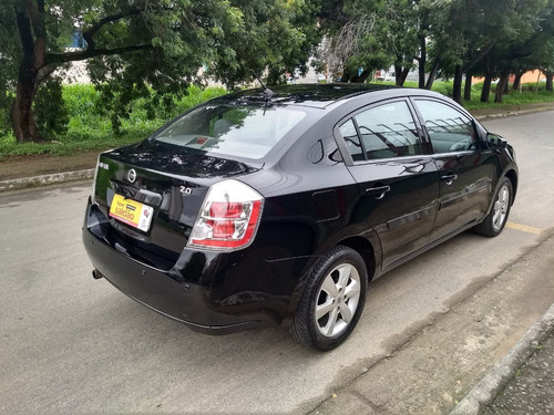 Nissan Sentra 2.0