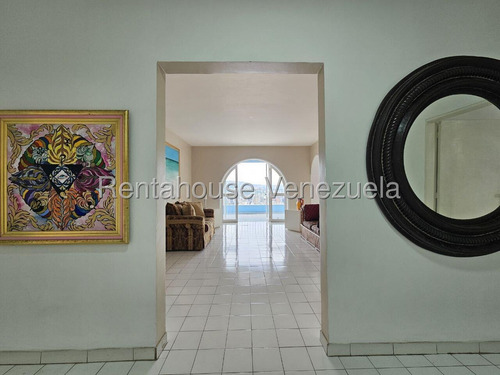 Ana Torres. Apartamento En Venta 25-24909 En Altamira
