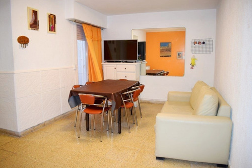 Departamento 3 Ambientes - Muy Buen Estado - A 2 Cuadras De La Costa