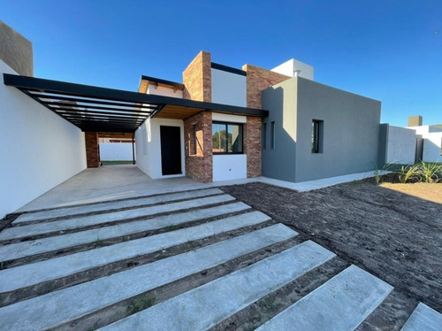 Imagen 3 de 23 de Casa En Venta Comarca De Allende 2 Dormitorios