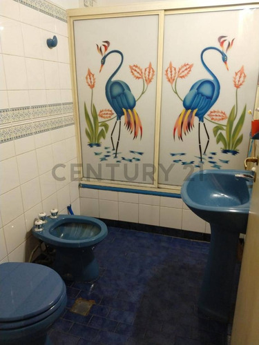Imagen 5 de 11 de Venta Ph 4 Ambientes Con Patio, Quincho Y Parrilla En Paternal!!