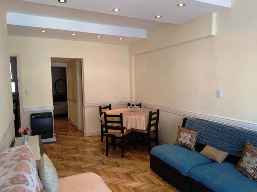 Imagen 5 de 20 de Venta 2 Ambientes A La Calle C/balcón Saliente Zona Centro
