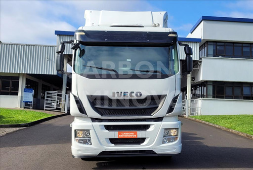 Iveco Hi Way 600s44t 6x2, Ano 2016/2017