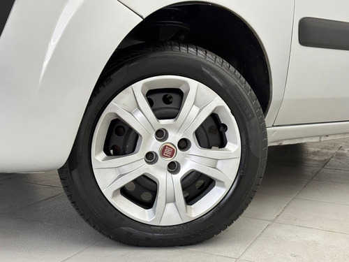 Fiat Doblo 1.8 MPI ESSENCE 7L 16V FLEX 4P MANUAL