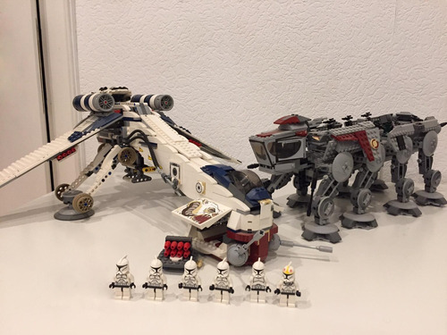 Set Lego 10195 Republic Dropship With At-ot Completo