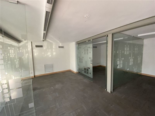 Imagen 11 de 13 de Local Comercial En Arriendo En Vitacura