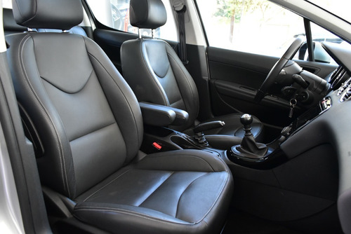 Imagen 13 de 16 de Peugeot 308 1.6 Feline Hdi 115cv 2018