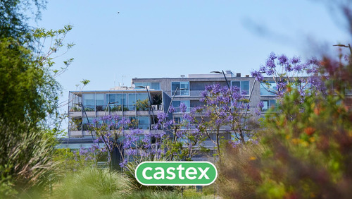 Casa En Venta A Laguna Central De Puertos, Barrio Costas