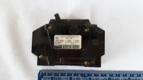 Disjuntor Termomagnético Tqc 1220 20a Ge Cod 3189