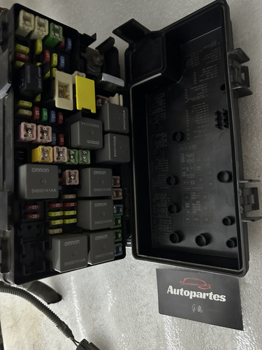 Caja De Fusibles Liberty 2010 3.7 4x4 (Usado)