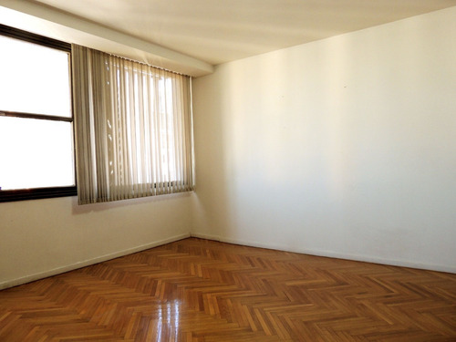 Imagen 10 de 14 de Excelente Oficina En Zona Histórica - Dueño Vende