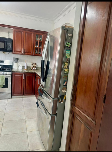 Apartamento Espacioso En La Zona Universitaria