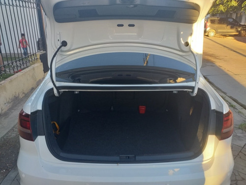 Volkswagen Vento 2.5 Advance Plus 170cv Tiptronic 2016