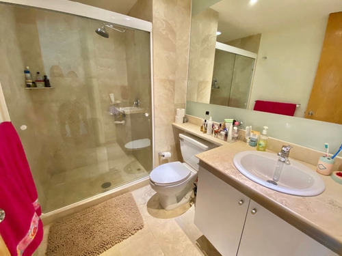 Imagen 7 de 15 de Impecable Departamento En Bosques De Las Lomas