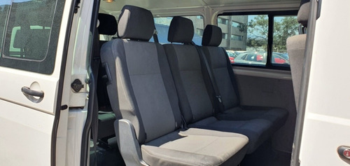 Imagen 7 de 10 de Volkswagen Transporter 2.0 Tdi Pasajeros Blanco 2017