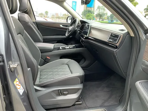 Volkswagen Teramont Highline 2.0 T Aut 2024 Obsequio Cs