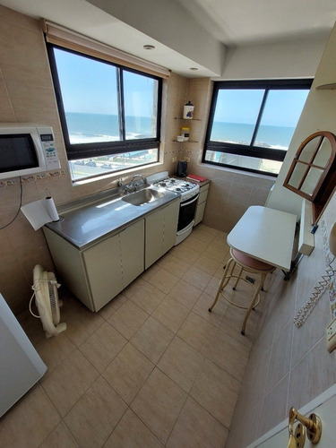 Imagen 8 de 21 de Venta 3 Ambientes Con Balcón E Inmejorable Vista Al Mar // Permuta Por Chalet Mayor Valor