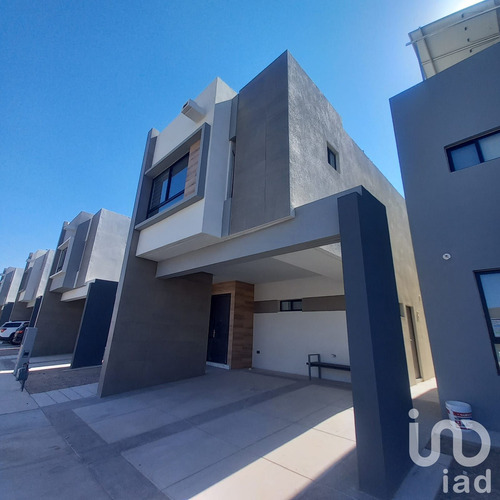 Renta Casa 3 Ambientes Creta Residencial