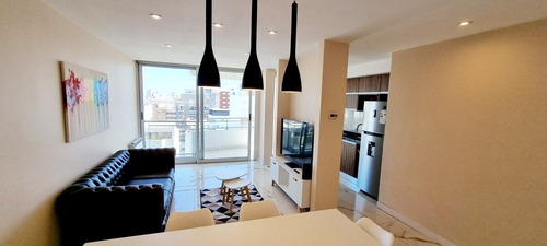 Imagen 2 de 26 de Vacaciones De Invierno En Mar Del Plata!!! Espectacular Depto. 3 Amb. Con Vista Al Mar. Para 6 Personas. 2 Baños. Hidromasaje. Cochera Cubierta Para 2 Autos. Parrilla En La Terraza.
